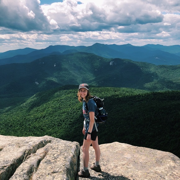 Meet Your Posher, Sara! - Picture 5 of 5